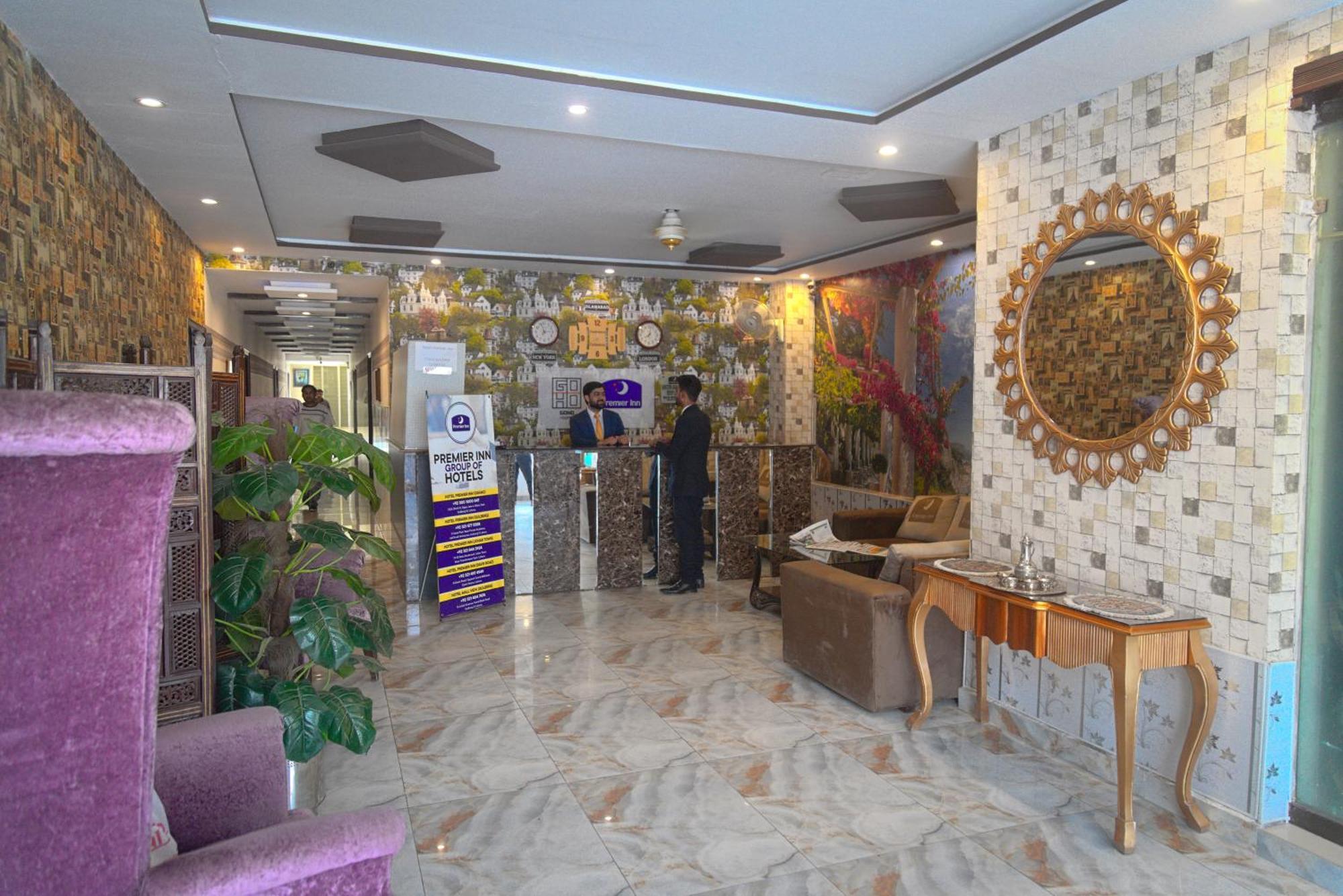 Premier Inn Johar Town Лахор Екстер'єр фото