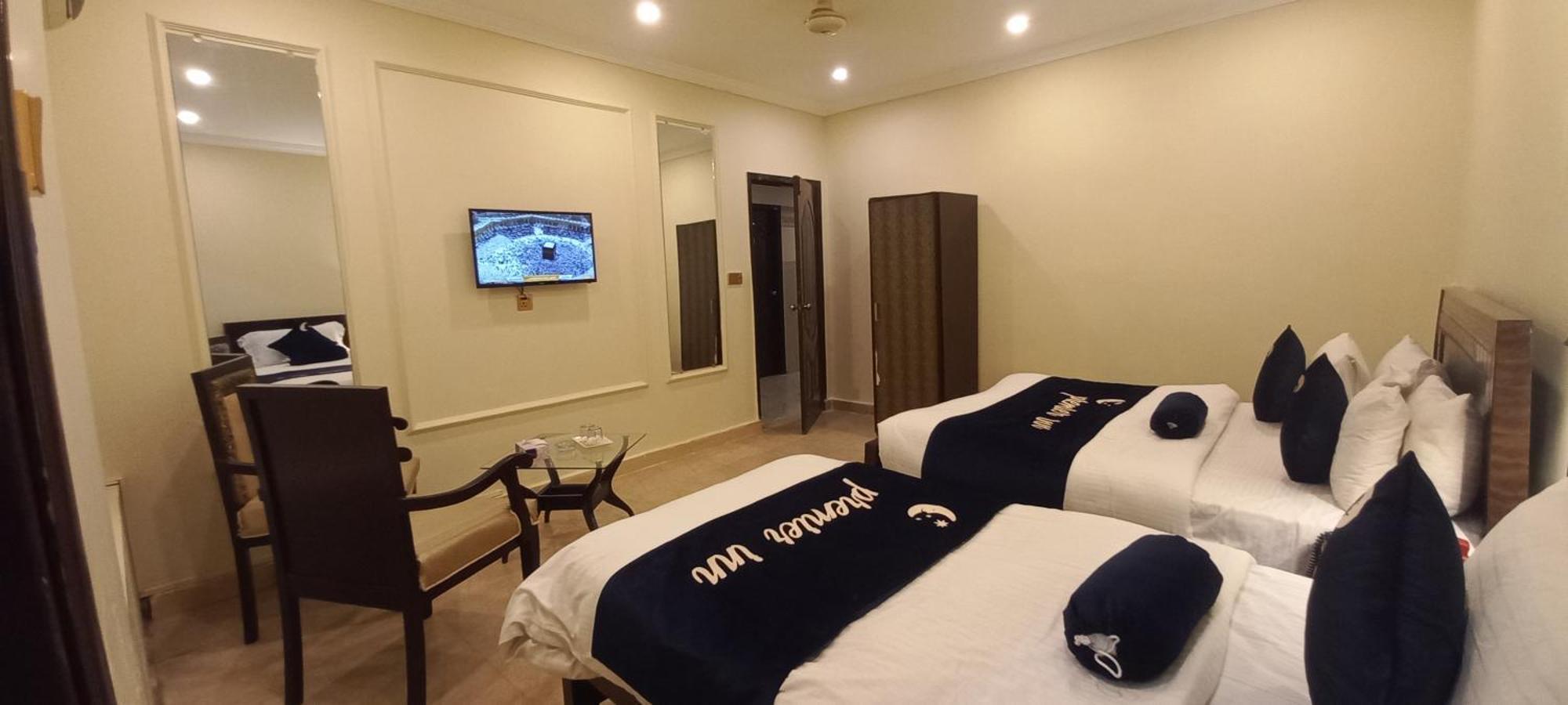 Premier Inn Johar Town Лахор Екстер'єр фото