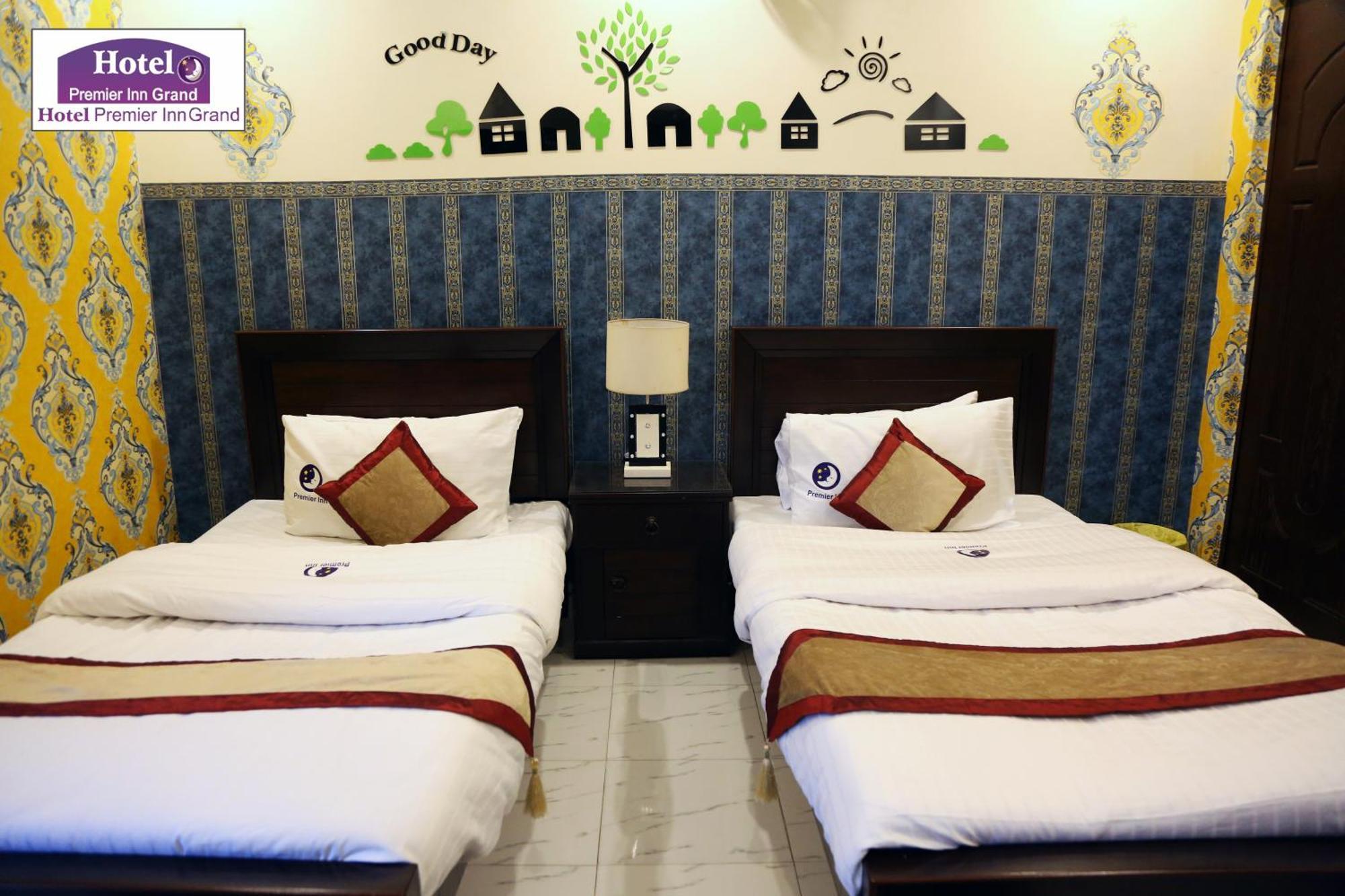 Premier Inn Johar Town Лахор Екстер'єр фото