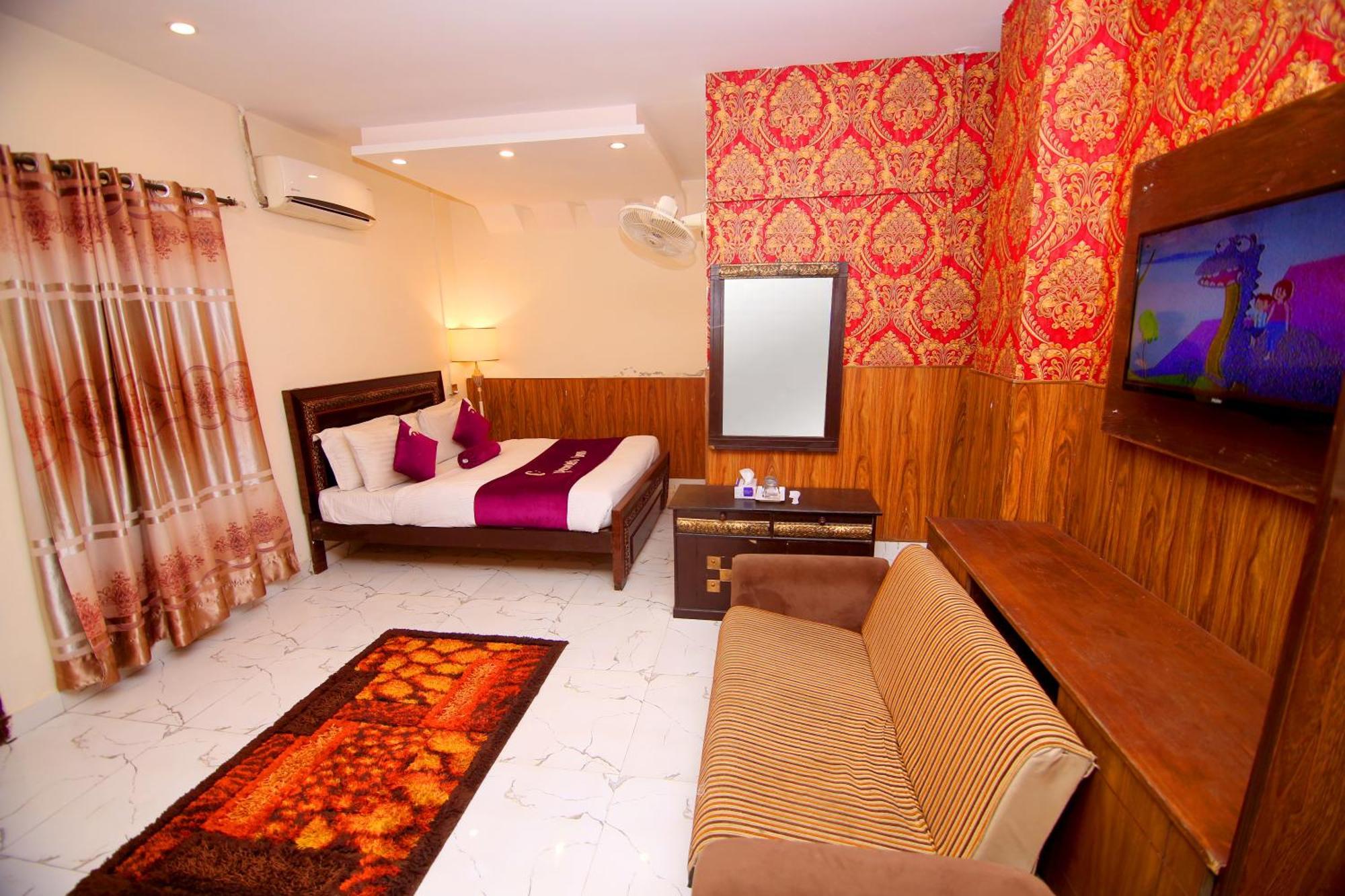 Premier Inn Johar Town Лахор Екстер'єр фото
